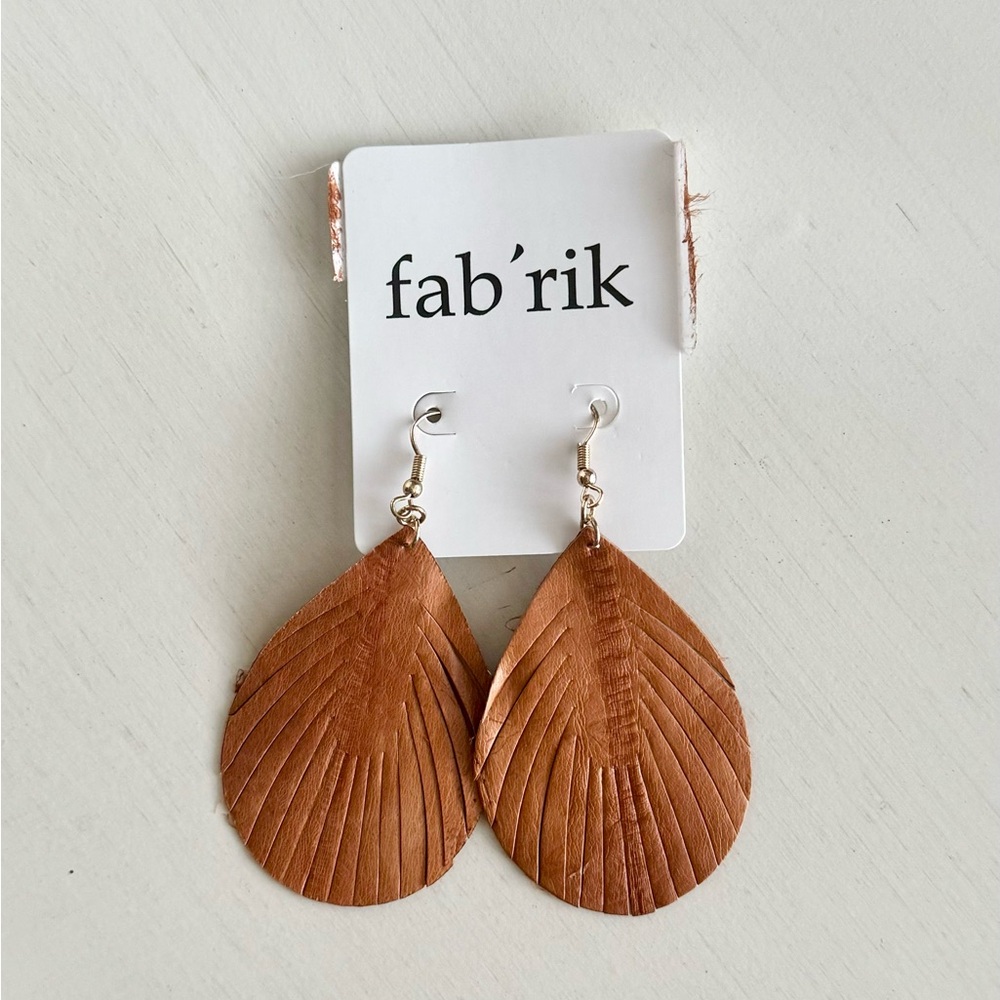 fab’rik Faux Leather Feather Earrings - Brand New
